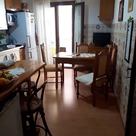 With 3 Bedrooms In San Giovanni With Furnished Balcony And Wifi 5 Km From The Beach Appartamento *