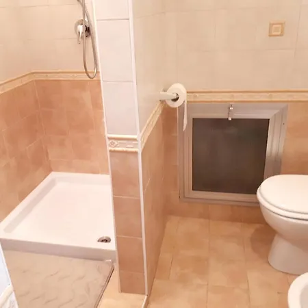 With 3 Bedrooms In San Giovanni With Furnished Balcony And Wifi 5 Km From The Beach Appartamento Villa San Giovanni